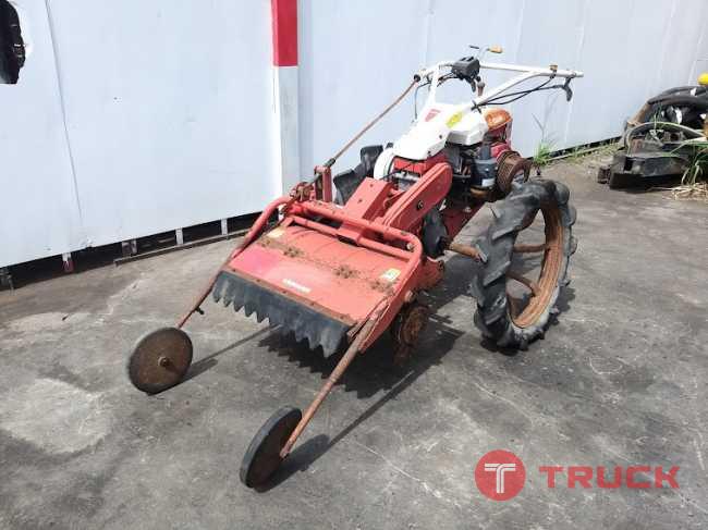ตัดหญ้าใบY แบบเดินตาม เครื่องยนต์เบนซิน YANMAR 8แรงม้า 3เกียร์หน้า 1เกียร์ถอย ตัดหญ้าใบY คันใหญ่ เกียร์ใหญ่ หน้ากว้าง 80เซนติเมตร ใช้ตัดหญ้าสูง หญ้าใหญ่ ตัดสับละเอียด