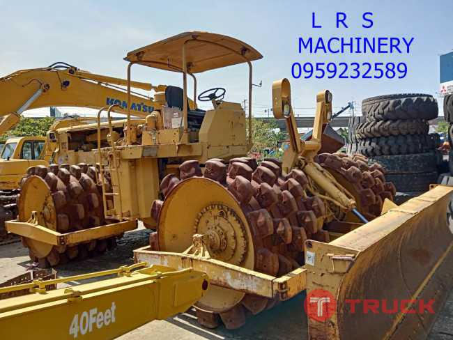 CATERPILLAR 825 B รถบด4ล้อหนาม