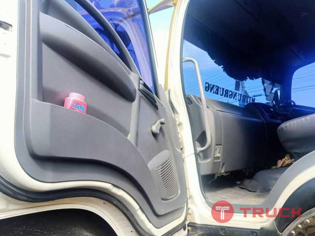 ISUZU 360 ET ปี58 มีระบบลากพ่วง ยางดีพร้อมใช่ โทร 083047-2684 ISUZU 360 ET ปี58 มีระบบลากพ่วง ยางดีพร้อมใช่ โทร 083047-2684