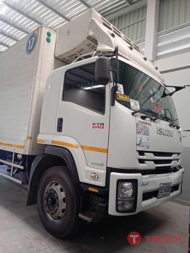 เจ้าของขายเอง ISUZU FTR240 รถหกล้อใหญ่ตู้ห้องเย็น