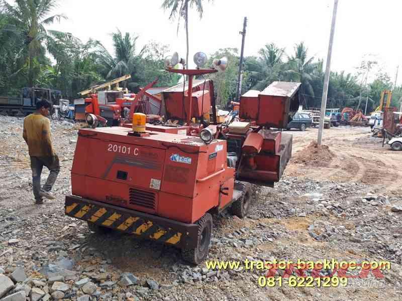 ขาย รถปั่นไฟ พร้อมสปอร์ตไลท์ เคลื่อนที่ ไฟ 220 V รถเป่าร้อน ดีเซล 3 สูบ เก่าญี่ปุน แบบ 2 เพลา 4WD