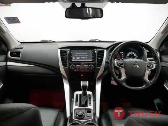 ขายMITUSBISHI PAJERO 2.4GT PREMIUM 4WD สีบรอนซ์ ปี2016