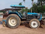 ขายรถไถFORD 6640คานหน้าZF เกียร์กลาง เครื่องดี เพลาข้างมาจากนอก สภาพพร้อมใช้งาน
