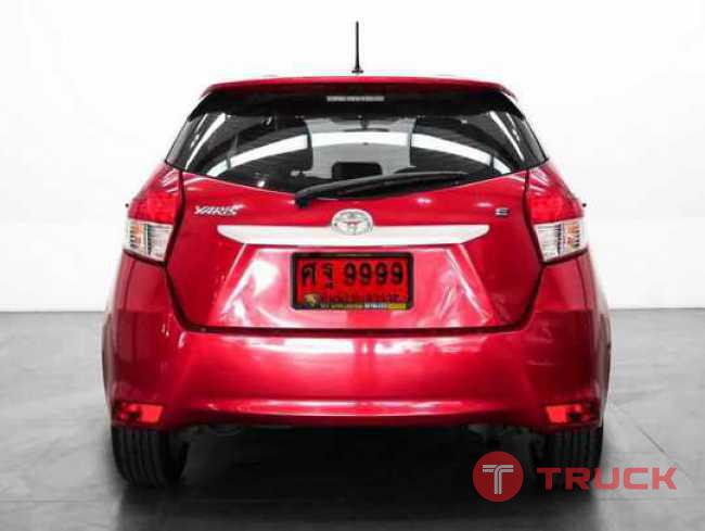 ขายรถสวยสภาพนางฟ้า ราคาพิเศษTOYOTA YARIS 1.2E สีแดง เกียร์AT ปี2015
