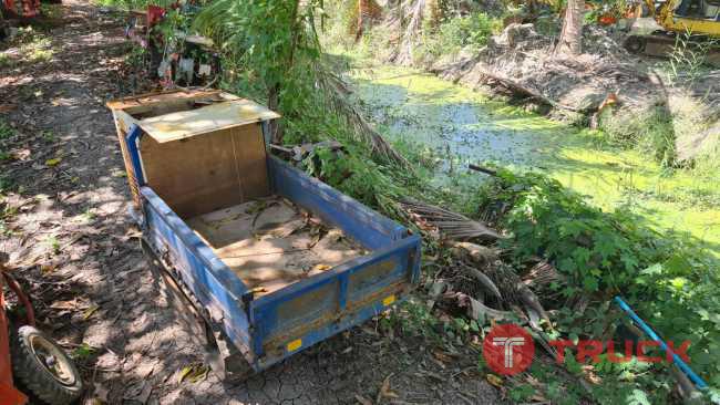 ขาย รถบรรทุกตะขาบ แทรคยาง kawasaki เก่าญี่ปุ่่น บรรทุกได้ 300 kg ลุยที่แฉะ เนินเขา ราคา 16000 บาท