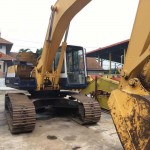 KOMATSU PC200-5 เก่านอก สนใจติดต่อ คุณนิว โทร 095-5877888