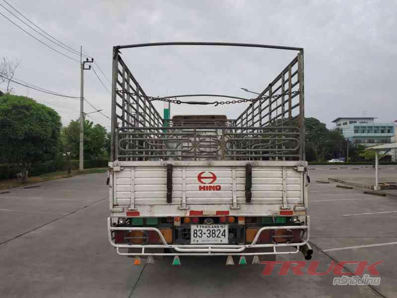 HINO MEGA 144 แรง รถห้างฯ HINO MEGA 144 แรง รถห้างฯ
