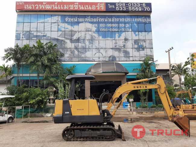 Kubota KH027 จากญี่ปุ่น โทร 086-0044333 065-8844400 089-0080077 089-0050007 www.nmc99.com