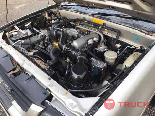 ISUZU DRAGON EYE CAB ISUZU DRAGON EYE CAB