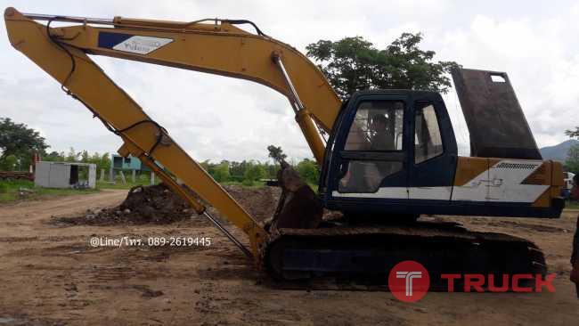 ขายรถขุด Kobelco SK200 ( mark 3 ) ติดอาร์มยาวพิเศษ 5.55 เมตร แถมฟรีอาร์มความยาวปกติ 3 เมตร