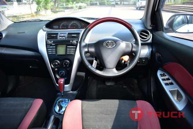 Toyota Vios TRD Sportivo 1.5 AT ปี 2011 สีขาว Toyota Vios TRD Sportivo 1.5 AT ปี 2011 สีขาว