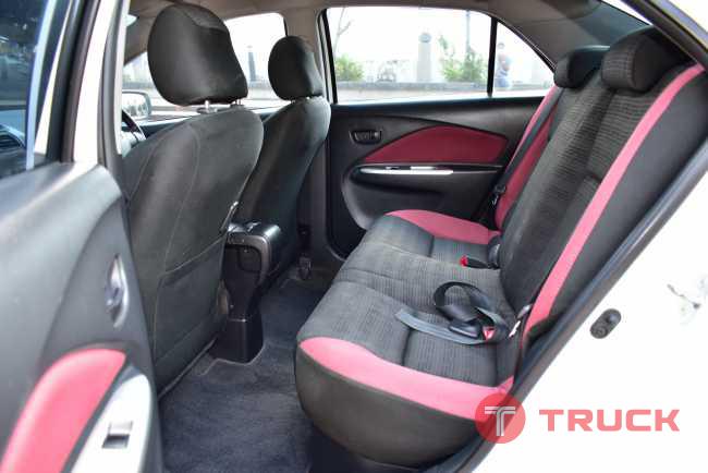 Toyota Vios TRD Sportivo 1.5 AT ปี 2011 สีขาว Toyota Vios TRD Sportivo 1.5 AT ปี 2011 สีขาว