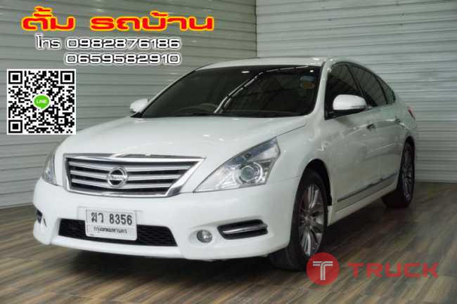 NISSAN TEANA 250XV V6 2.5 AT ปี2012 สีขาว