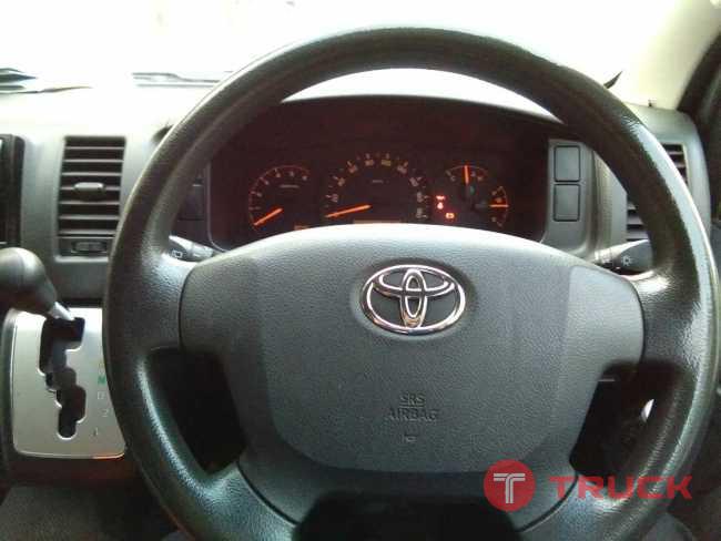 Toyota Commuter ปี 2014 Toyota Commuter ปี 2014