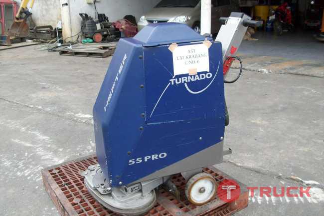 ขาย รถขัดพื้น (SWEEPER) ยี่ห้อ HEFTER รุ่น TURNADO 55PRO ระบบไฟฟ้า รถนำเข้ามาจากญี่ปุ่น สภาพสวยเดิมๆ ราคาไม่แพง แบตเตอรี่ดี