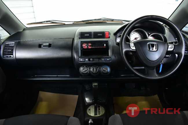 HONDA JAZZ GD 1.5 i-DSI AT 2006 HONDA JAZZ GD 1.5 i-DSI AT 2006