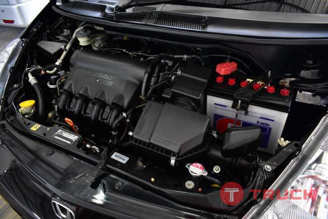 HONDA JAZZ GD 1.5 i-DSI AT 2006 HONDA JAZZ GD 1.5 i-DSI AT 2006