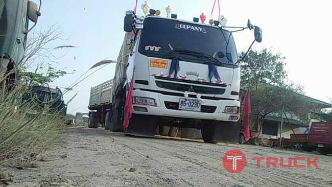MITSUBISHI FUSO 240 แม่-ลูกดั้ม ปี 57 โทร 0637575986 MITSUBISHI FUSO 240 แม่-ลูกดั้ม ปี 57 โทร 0637575986