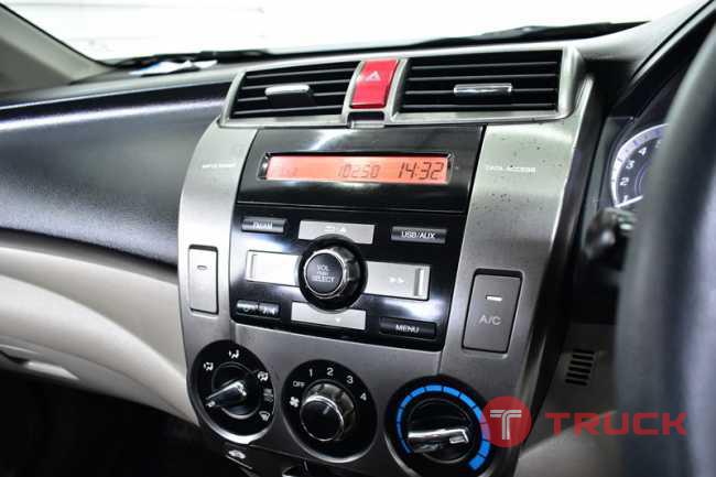 HONDA CITY 1.5V CNG i-VTEC 2014 HONDA CITY 1.5V CNG i-VTEC 2014