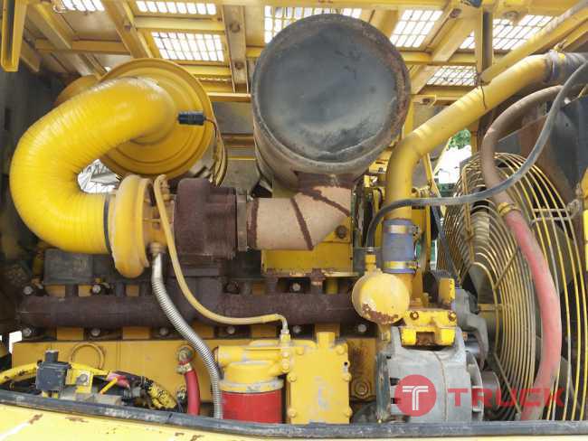 ขายรถตักล้อยาง ยี่ห้อ KOMATSU WA320-3MC นำเข้าจาก USA แท้ 100เปอร์เซ็นต์ สภาพสวย ไม่เคยใช้งานในไทย