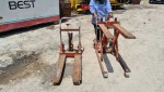 ขาย แฮนลิฟต์ แบบโยก ยกขึ้น ลง สูง 70 cm รับน้ำหนักได้ 500 kg เก่าญี่ปุ่นแท้ พร้อมใช้ ตัวละ 7800 บาท
