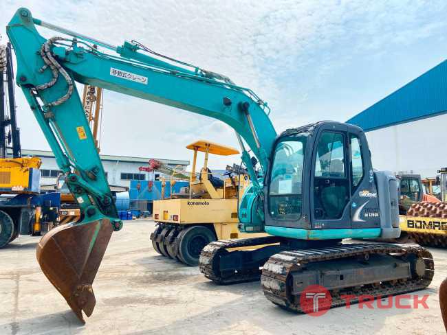 KOBELCO SK125SR ลายหัวเจาะ นำเข้าจากญี่ปุ่น โทร 0806565422 หนิง