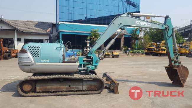 KOBELCO SK45 จากญี่ปุ่น โทร 086-0044333 065-8844400 089-0080077 089-0050007 www.nmc99.com KOBELCO SK45 จากญี่ปุ่น โทร 086-0044333 065-8844400 089-0080077 089-0050007 www.nmc99.com