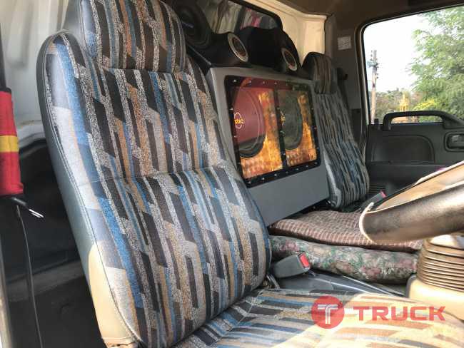 ขายรถบรรทุก 6 ล้อ Isuzu ขายรถบรรทุก 6 ล้อ Isuzu