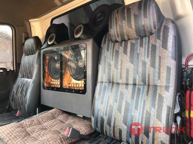 ขายรถบรรทุก 6 ล้อ Isuzu ขายรถบรรทุก 6 ล้อ Isuzu