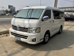 Toyota Ventury 2.7 G ปี2012 AT