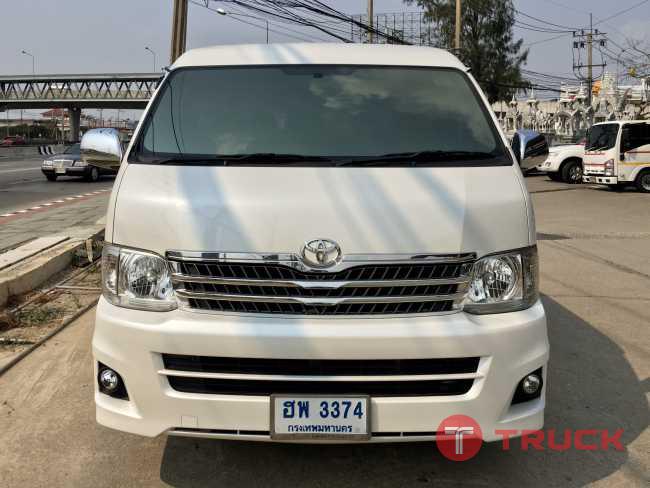 Toyota Ventury 2.7 G ปี2012 AT Toyota Ventury 2.7 G ปี2012 AT