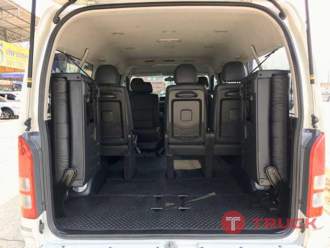 Toyota Ventury 2.7 G ปี2012 AT Toyota Ventury 2.7 G ปี2012 AT