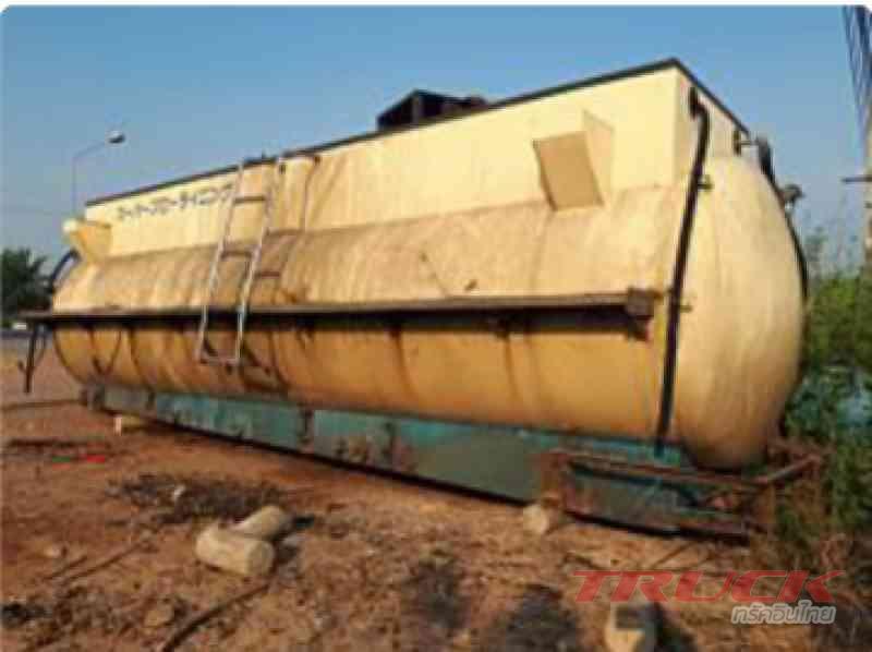 ขายถูกๆ แท้งค์น้ำ เก่าญี่ปุ่น ขนาด 12,000 ลิตร ข้างในเคลือบ PVC มีปั๊มในตัว พื้นและราวบันไดรอบสแตนเลส ติดรถบรรทุกได้