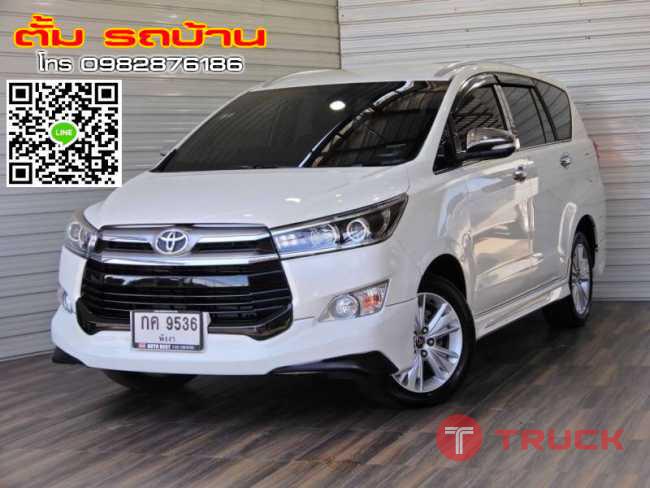 TOYOTA NEW INNOVA CRYSTA 2.8V AUTO ปี 2017 สีขาว