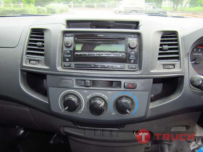 Toyota Hilux Vigo CHAMP SINGLE 2.7 J Pickup MT 2012 Toyota Hilux Vigo CHAMP SINGLE 2.7 J Pickup MT 2012
