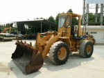 ขายรถตักล้อยาง ยี่ห้อ KOMATSU WA180-1 บุ้งกี๋ 1.8 คิว นำเข้าจากนอกแท้ 100เปอร์เซ็นต์ ไม่เคยใช้งานในไทย