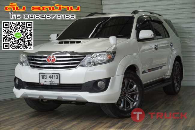 TOYOTA FORTUNER 3.0V 4WD TRD SPOTIVO ปี2013 สีขาว