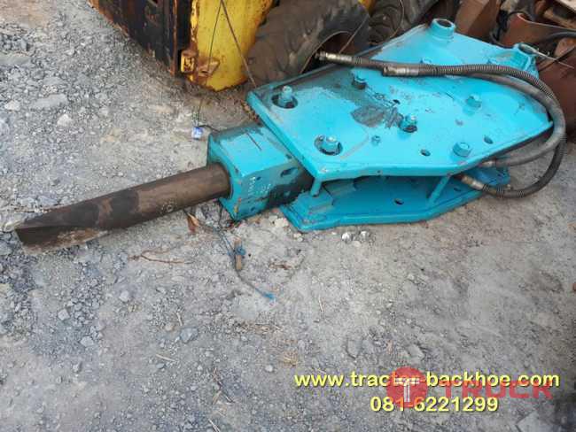 ขาย หัวเจาะ กระแทก TOKU สำหรับ รถขุด แบคโฮ PC 200- 320 พร้อมใช้ สลัก 84 มิล ห่างหู 34 cm