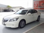 ขายรถสุดหรู HONDA ACCORDเกียร์AT สีขาว ปี2011 เกรดพรีเมี่ยม ราคาพิเศษสุดคุ้ม ก้ามพลาด