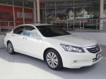 ขายรถสุดหรู HONDA ACCORDเกียร์AT สีขาว ปี2011 เกรดพรีเมี่ยม ราคาพิเศษสุดคุ้ม ก้ามพลาด