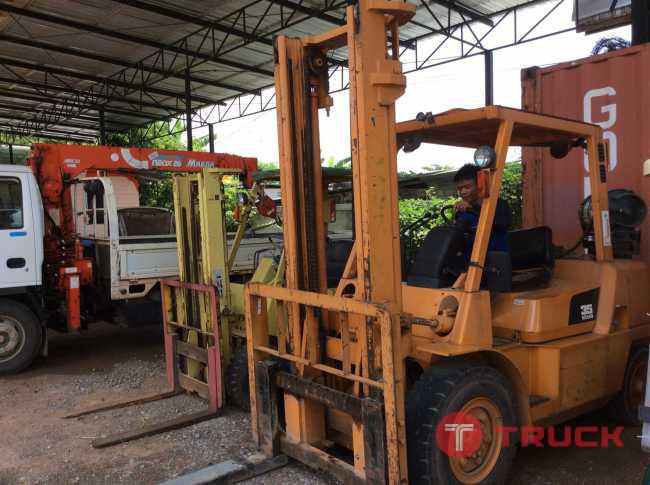 ขาย FORK LIFT NISSAN ขนาด 3.5 ตัน เก่าญี่ปุ่น