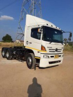 Hino 380 แรง ปี 58 สิบล้อหัวลาก โทร 098-324-8078