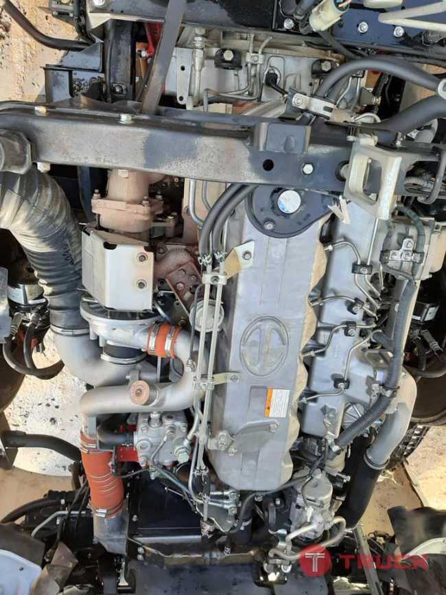 Hino 380 แรง ปี 58 สิบล้อหัวลาก โทร 098-324-8078 Hino 380 แรง ปี 58 สิบล้อหัวลาก โทร 098-324-8078