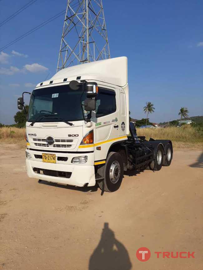 Hino 380 แรง ปี 58 สิบล้อหัวลาก โทร 098-324-8078 Hino 380 แรง ปี 58 สิบล้อหัวลาก โทร 098-324-8078