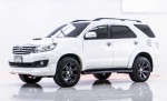 TOYOTA FORTUNER 3.0 V AT 2012