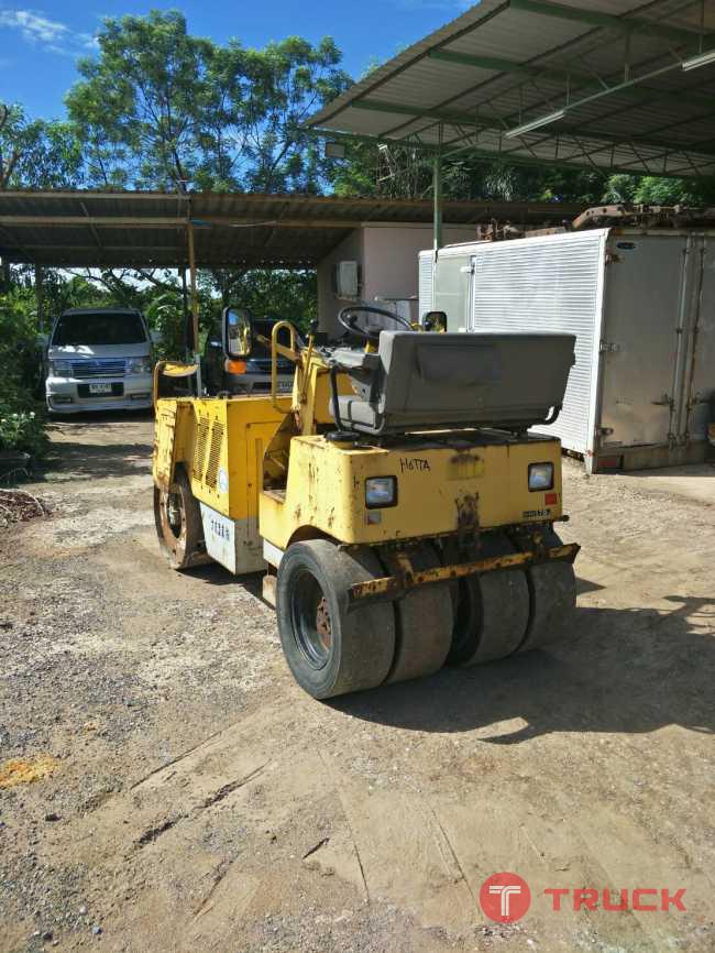 ขายรถบดเหน้าเหล็ก หลังยาง SAKAI TW350