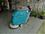 ขาย รถขัดพื้น (SWEEPER) ยี่ห้อ TENNANT รุ่น T3 ระบบไฟฟ้า รถนำเข้ามาจากญี่ปุ่น สภาพสวยเดิมๆ ราคาไม่แพง แบตเตอรี่ดี