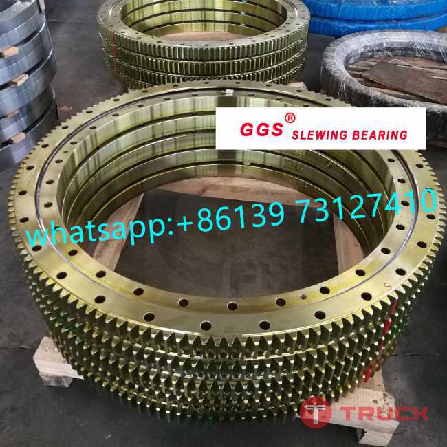 Kato slewing bearing