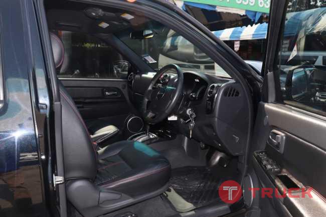 ISUZU MU7 CHOIZ 3.0 4x4 TOP AUTO 2013 สีดำ ขายรถบ้านมือเดียวไม่มีชนสวยกริบ ฟรีดาวน์