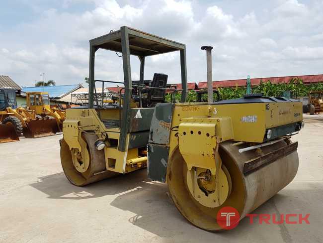 ขายรถบดอัดสั่นสะเทือน 11 ตัน BOMAG BW202ADS นำเข้าจาก USA แท้ 100เปอร์เซ็นต์ สภาพสวย ไม่เคยใช้งานในไทย